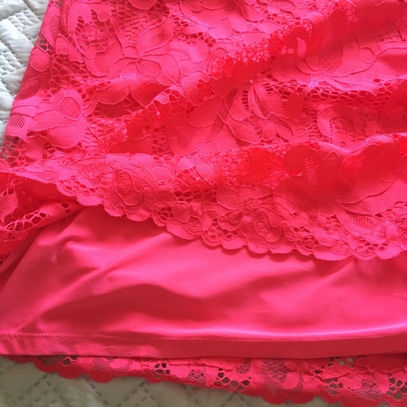 Josie Natori Stretch Lace Dress - Picture 4 of 8